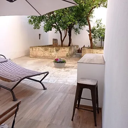 Holiday home Dimora Antica Via Milord Monopoli