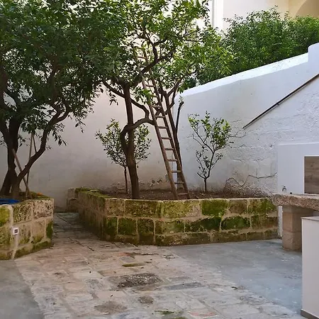 Dimora Antica Via Milord * Monopoli