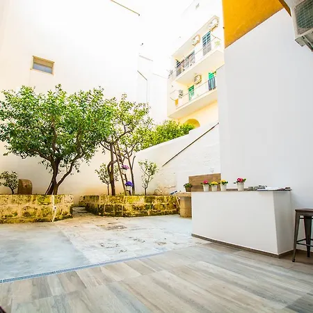 Holiday home Dimora Antica Via Milord Monopoli